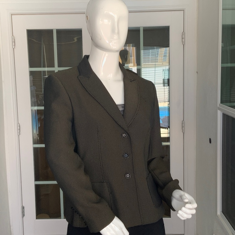 Focus 2000 Black and Gray Blazer